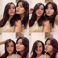 Penampilan Zahwa dan Aaliyah Massaid, anak dari Reza Artamevia dan Adjie Massaid, kini semakin terlihat cantik mempesona. Bahkan penampilan Zahwa saat ini sampai sempat membuat ibu sambungnya, Angelina Sondakh menjadi pangling. Foto: Instagram