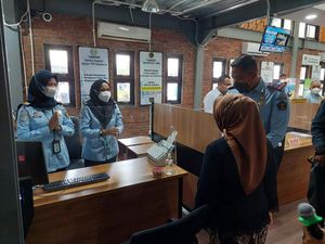 Warga Karanganyar Kini Tak Perlu Tempuh Puluhan Kilometer untuk Urus Paspor