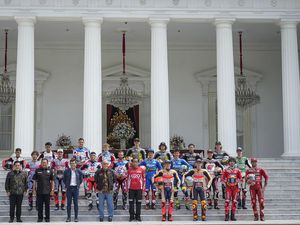 Rider Dunia Jelang Race Mandalika: Dijamu Jokowi hingga Jajan Kaki Lima