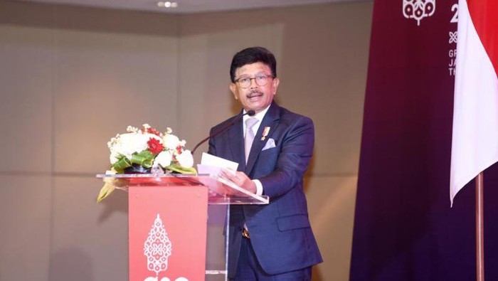 Menteri Komunikasi dan Informatika (Menkominfo) Johnny G Plate mengatakan pertumbuhan ekonomi digital Indonesia terus mengalami perkembangan pesat. Hal ini tercermin pada gross merchandise value di 2021 yang tumbuh sebesar US$ 70 miliar.