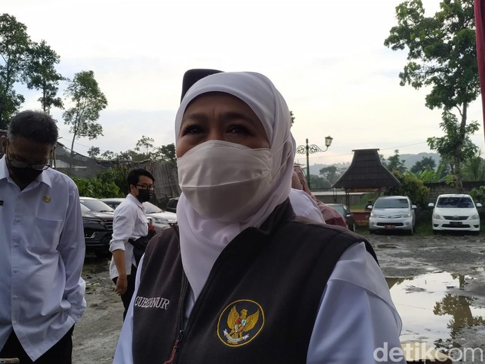 Gubernur Khofifah