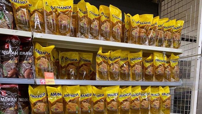 Harga minyak goreng di toko ritel