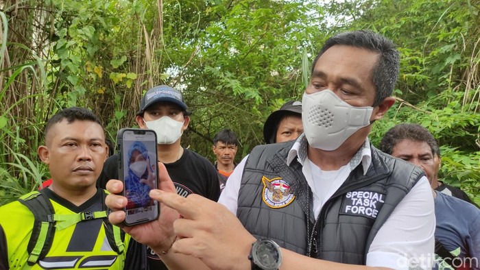 Lokasi penemuan mayat wanita terikat sarung di kolong Tol Semarang-Bawen, Banyumanik, Rabu (16/3/2022).