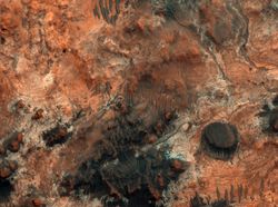 Foto-foto Close Up Planet Mars yang Orang Belum Lihat