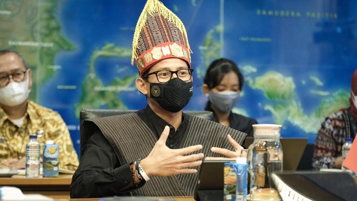 Sandiaga Uno
