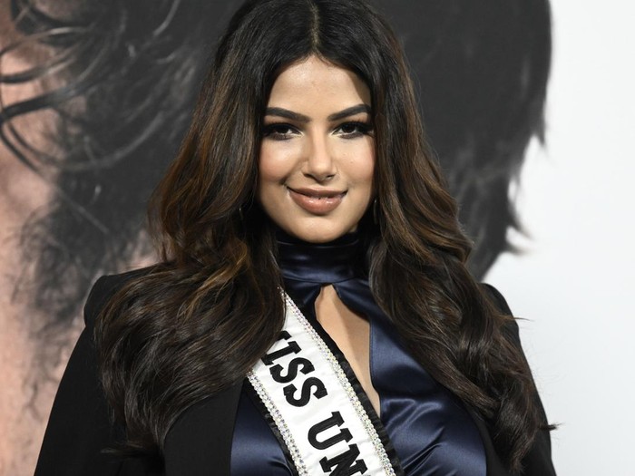 Miss Universe 2021, Harnaaz Sandhu Newly crowned Miss Universe 2021 Harnaaz Sandhu poses during a press conference following the 70th Miss Universe pageant, Monday, Dec. 13, 2021, in Eilat, Israel. (AP Photo/Ariel Schalit)