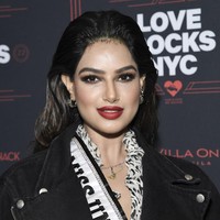 Harnaaz Sandhu sendiri tampaknya tak mempersoalkan body shaming yang dialamatkan padanya. Ia tetap menjalani kegiatan sebagai Miss Universe dan menebar positivisme ke dunia. Foto: Dok. AP