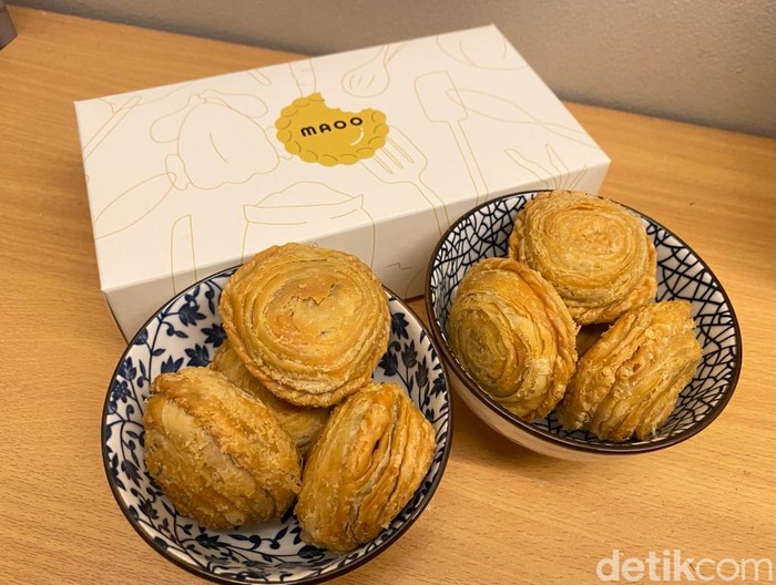 Pastel MAOO : Gurih Mantap! Pastel Ayam Homemade Premium di Dekat Stasiun MRT