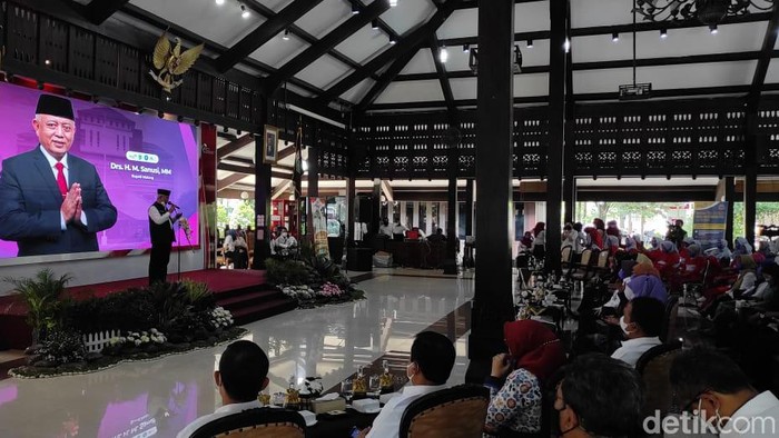 Peluncuran sekolah lansia Malang di Pendapa Pemkab Malang, Kepanjen