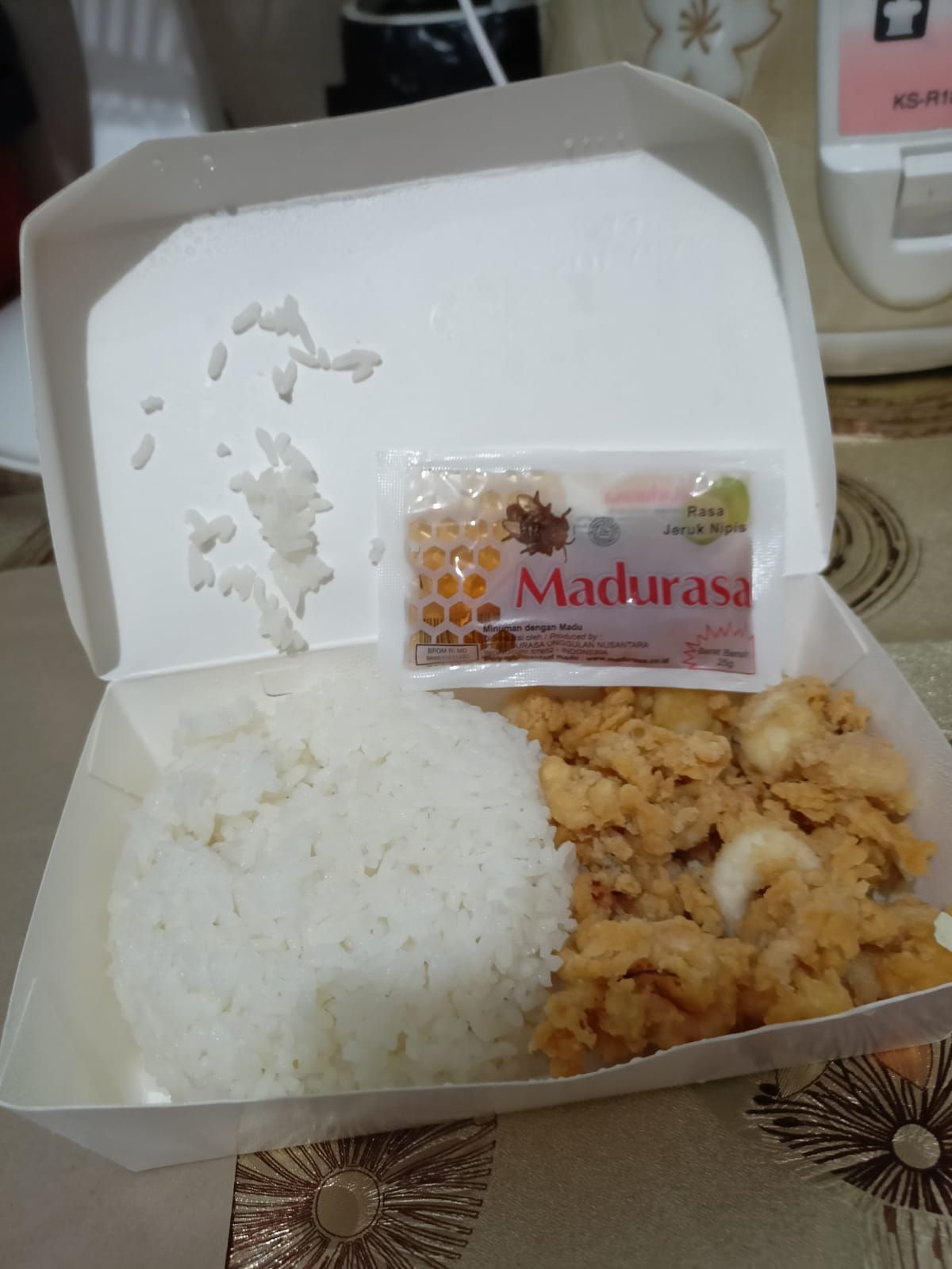 Pesan Cumi Goreng Madu, Hasilnya Bikin Netizen Ini Ngakak Sekaligus Meringis