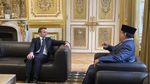 Potret Pertemuan Hangat Prabowo dengan Macron di Istana Élysée