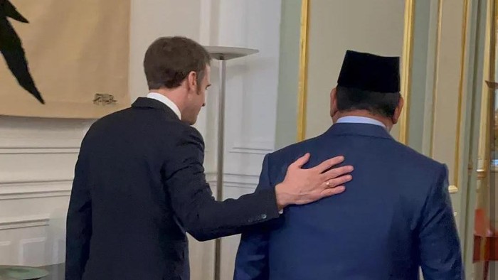 Prabowo bertemu dengan Macron Prabowo bertemu dengan Macron
