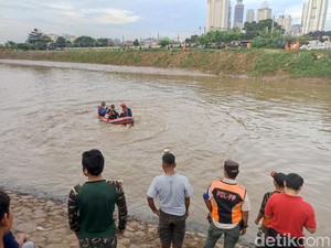 Pencarian Bocah Tenggelam di BKB Petamburan Jakpus Dilanjut Besok