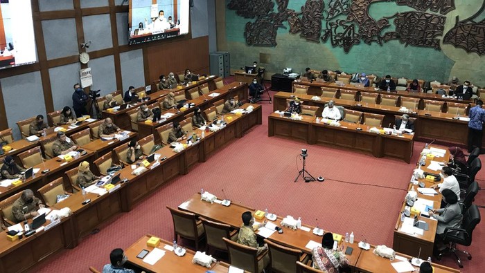 Rapat Menparekraf Sandiaga Uno dengan Komisi X DPR RI