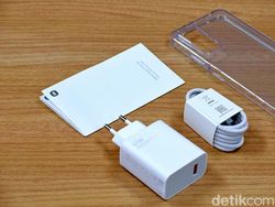 Unboxing Redmi Note 11 Pro 5G, HP Anyar Xiaomi Harga Rp 4 Jutaan