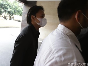4 Masalah Seret Artis Tak Kunjung Selesai