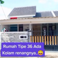 Siapa bilang rumah mungil tak bisa memiliki kolam renang. Belum lama ini, viral di TikTok unggahan milik akun Emak_Gabutt yang memperlihatkan rumah tipe 36 dengan kolam renang di halaman belakang. (Foto: Instagram/@fziah.ratna)