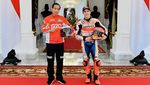 Jokowi Pamer Motor RI 1 ke Marquez cs di Istana