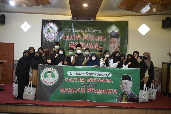 Santri Dukung Ganjar