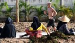 Telanjang Dada, Quartararo Olahraga di Kawasan Mandalika