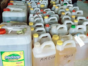 Pedagang di Konawe Punya 1.000 Liter Minyak Goreng Curah, Dijual di Atas HET