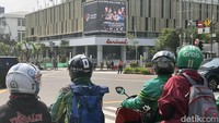 Dalam acara yang berlangsung pukul 09.30 WIB tersebut, 20 pebalap MotoGP akan melakukan konvoi ke daerah Bundaran HI.