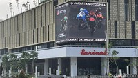 Karena hal tersebut, masyarakat terlihat sudah membeludak untuk melihat para pebalap MotoGP secara langsung.