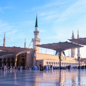 Masjid Nabawi Diberi Pengharum 20 Kali Sehari Selama Bulan Ramadan Masjid Nabawi Diberi Pengharum 20 Kali Sehari Selama Bulan Ramadan