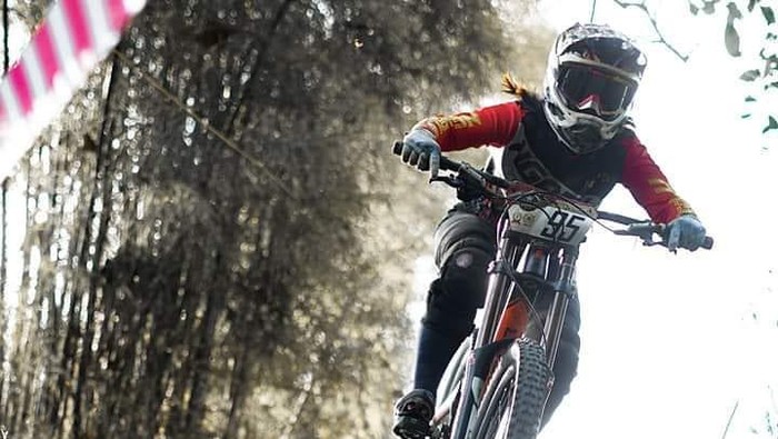 Atlet BMX Niki Sansan