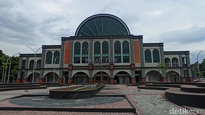Bangunan Megah Pasar Pon Trenggalek