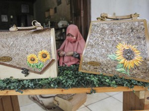 Contoh Kerajinan Serat Alam dari Pelepah Pisang