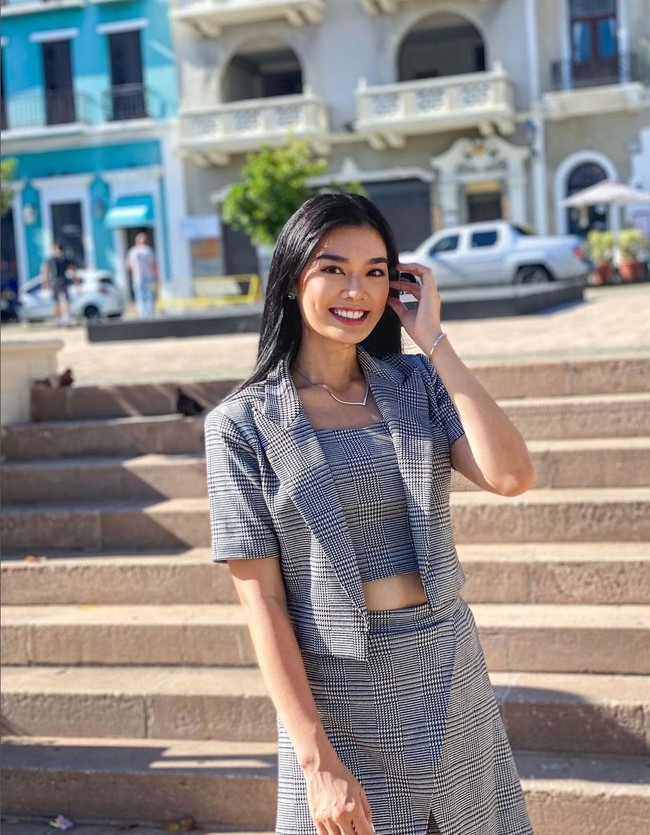 Hingga akhirnya kontes kecantikan dengan motto ‘Beauty with a purpose’ itu kembali digelar pada Kamus (17/03/2022) waktu setempat. Foto: Instagram/@carlayules @missworld