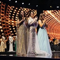 Setelah sukses melaju sebagai semifinalis, Carla Yules berhasil masuk ke babak Top 6, bersanding dengan peserta lain dari Pantai Gading, Meksiko, Irlandia Utara, Polandia dan Amerika Serikat. Foto: Instagram/@carlayules @missworld