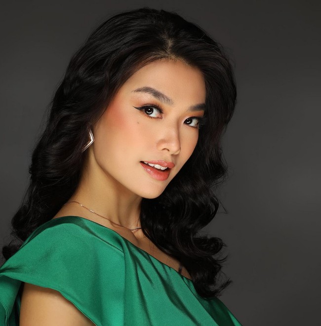 Meskipun titel Miss World 2021 diraih Karolina Biewleska dari Polandia, pencapaian Carla Yules tetap membanggakan. Sebab dia satu-satunya kontestan dari Asia yang masuk Top 6. Foto: Instagram/@carlayules @missworld