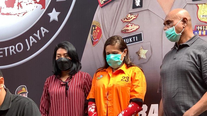 Chantal Dewi ditangkap kasus narkoba, Rabu (16/3/2022)