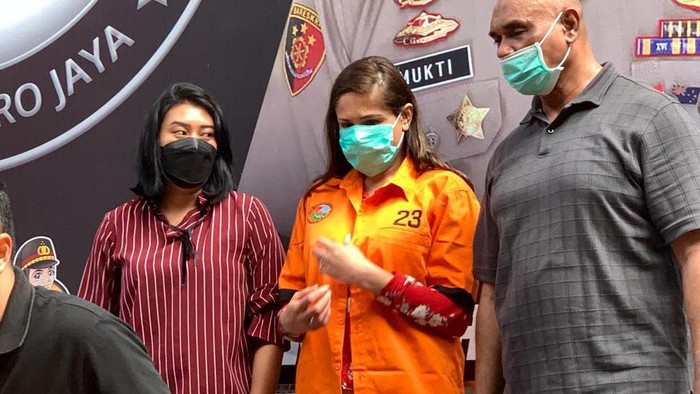 Chantal Dewi ditangkap kasus narkoba, Rabu (16/3/2022)