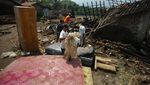 Diterjang Banjir Bandang, Rumah Warga di Brebes Ambruk