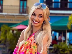 10 Foto Miss World 2021 Karolina Bielawska, Penampilannya Mirip Barbie