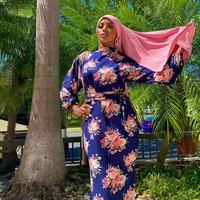 Khadija Omar merupakan ratu kecantikan lulusan jurusan psikologi. Khadija memutuskan mengikuti kontes kecantikan setelah terjun ke dunia modelling. Foto: Instagram