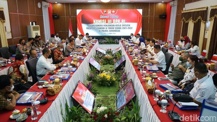 Komisi III DPR, Polri, BNPT dan Densus menggelar rapat tertutup bahas terorisme