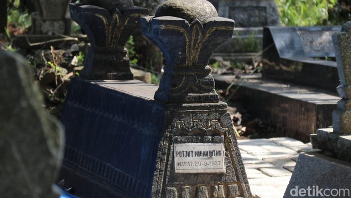 Makam pejuang asal Aceh Potjut Meurah Intan di Blora, Jawa Tengah.