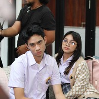 Di sisi lain melalui kolom komentar di akun TikToknya, Naura juga terlihat menuliskan kata-kata yang menyebutkan bahwa dirinya dan Devano telah putus. Dia juga menjelaskan bahwa putusnya hubungan keduanya bukan karena orang ketiga. Foto: Instagram