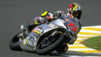 Olivier Jacques dari Prancis menikung di atas Honda-nya selama Grand Prix Indonesia di sirkuit Sentul di Indonesia. Indonesia akan kembali menjadi tuan rumah MotoGP Mandalika. Kali terakhir Indonesia menggelar MotoGP adalah 25 tahun lalu di Sirkuit Sentul. (Getty Images/Michael Cooper)