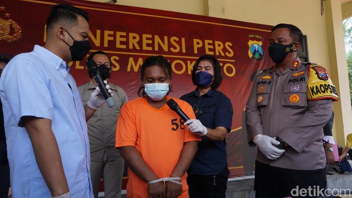 pelajar di mojokerto tewas dikeroyok