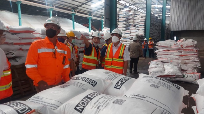 PT Pupuk Indonesia (Persero) memastikan ketersediaan stok pupuk di Provinsi Sumatera Utara yang terdiri dari pupuk subsidi dan non subsidi. Pupuk-pupuk ini tersebar di gudang-gudang Lini II di tingkat provinsi dan Lini III di tingkat kabupaten.