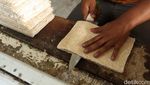 Pedagang Gorengan Menjerit Saat Harga Minyak Naik