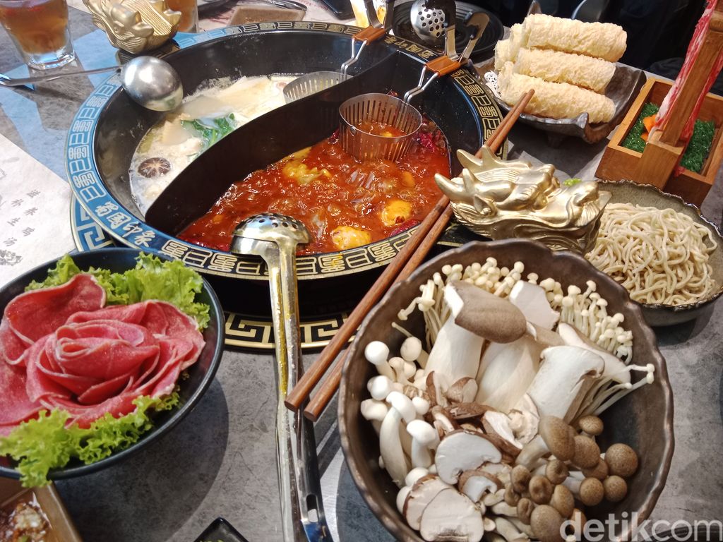 Restoran hot pot di Medan