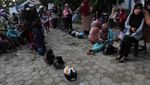 Warga Kendari Antre Minyak Goreng Murah, Ada yang dari Jam 3 Pagi