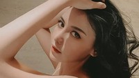 Usai ajang dari majalah dewasa tersebut, dia juga mulai terjun berakting di sinetron. (Foto: dok. Instagram @anggynovia_)  