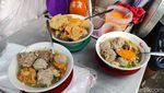 Gurih Kenyal Bakso Mas Ipul Langganan Anies Baswedan